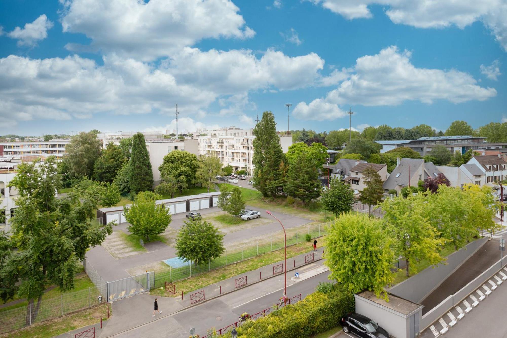 Le Calme Proche De Paris Rungis Thiais Sceaux Massy Et Orly * Fresnes (Val-de-Marne)